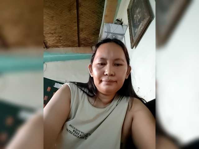 Carmela4u's BongaCams show and profile