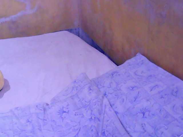 Carmela4u live webcam show