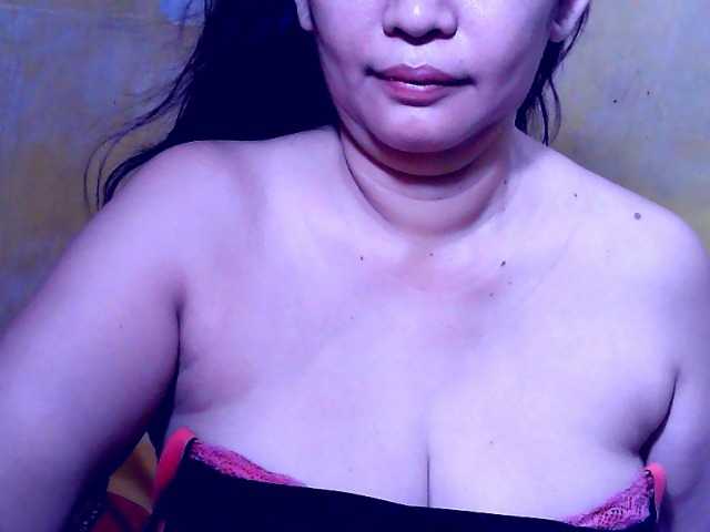 Carmela4u's BongaCams show and profile