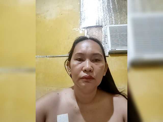 Carmela4u's BongaCams show and profile