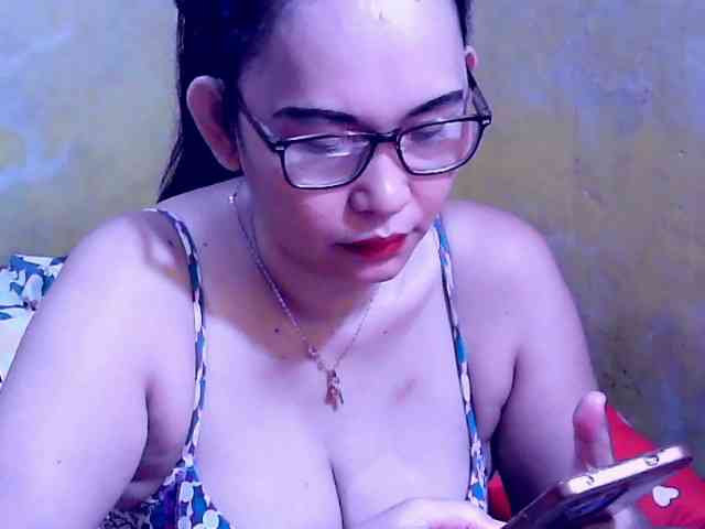 SweetMonlight webcam
