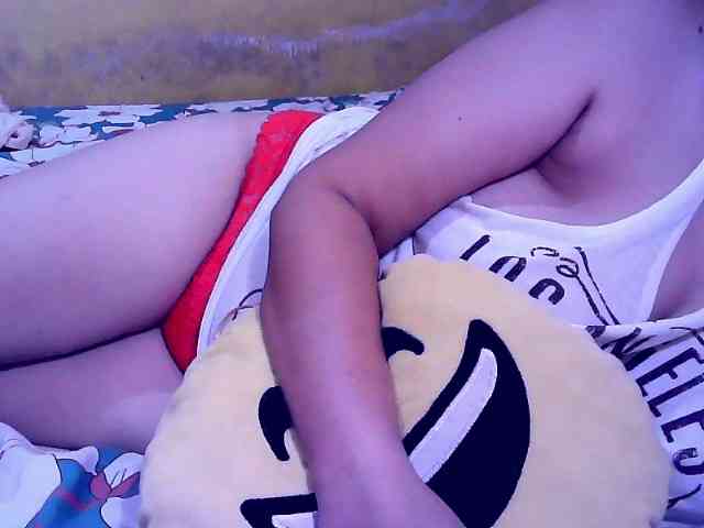 SweetMonlight webcam
