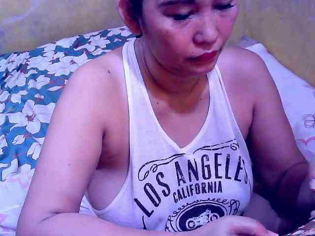 SweetMonlight webcam