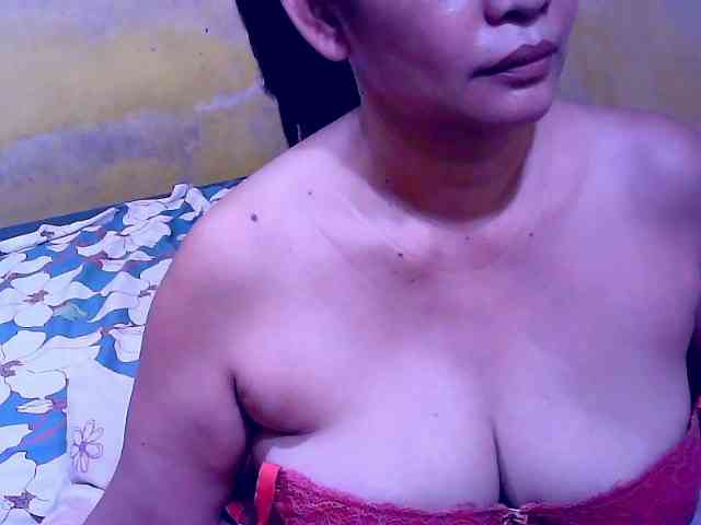 SweetMonlight webcam