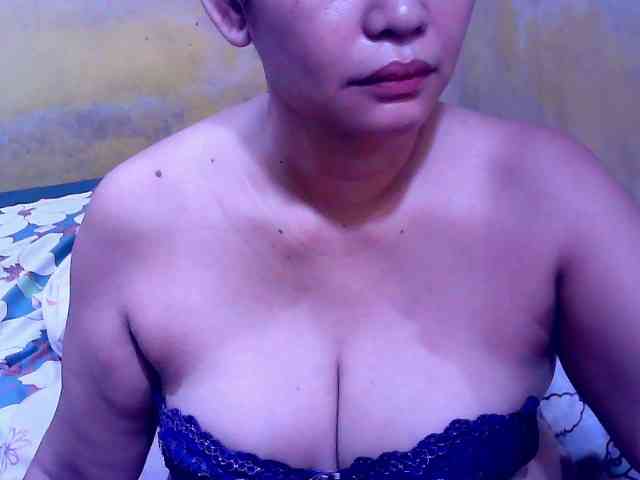 SweetMonlight webcam
