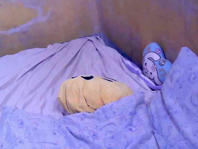 SweetMonlight webcam