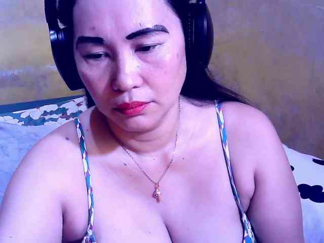 SweetMonlight webcam