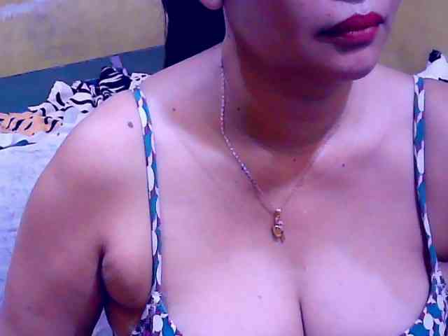 SweetMonlight webcam
