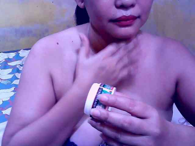 SweetMonlight webcam