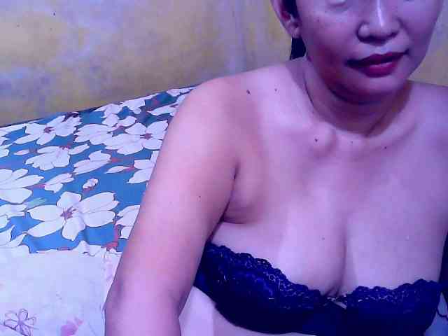 SweetMonlight webcam