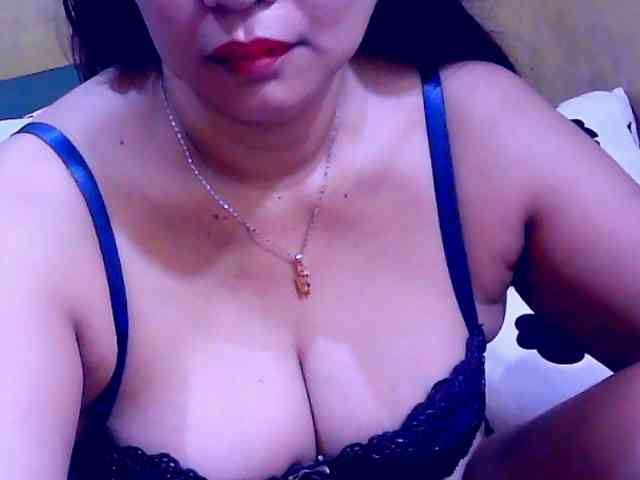 SweetMonlight webcam