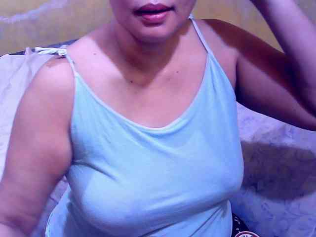 SweetMonlight webcam