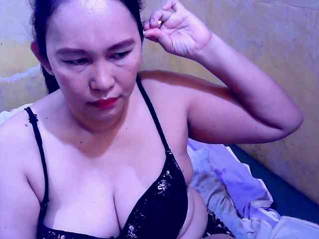 SweetMonlight webcam