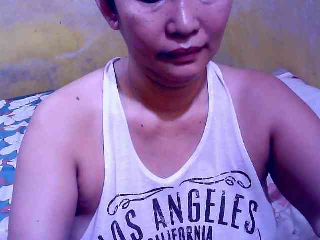 SweetMonlight webcam