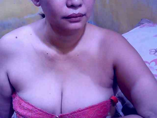 SweetMonlight webcam
