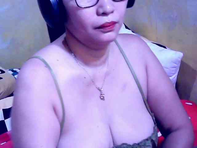 SweetMonlight webcam