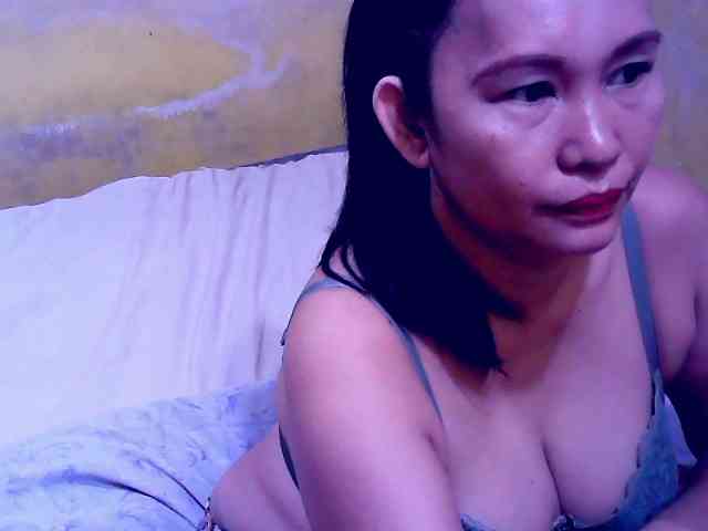SweetMonlight webcam