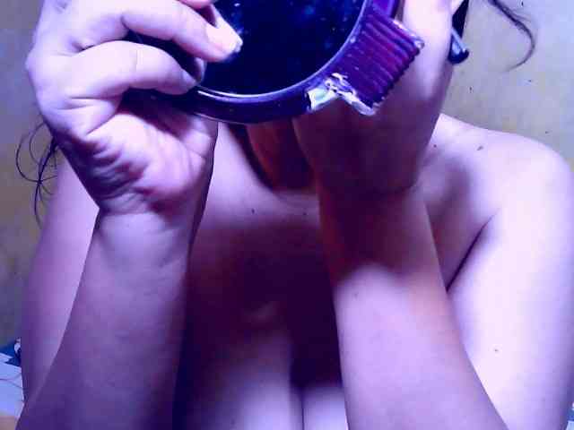 SweetMonlight webcam