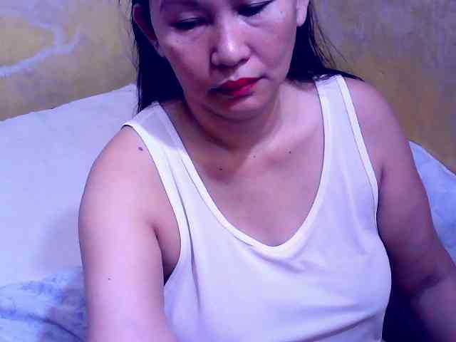 SweetMonlight webcam