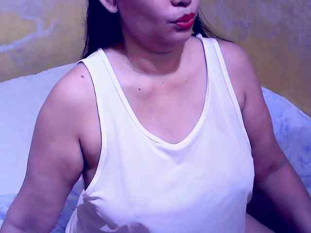 SweetMonlight webcam