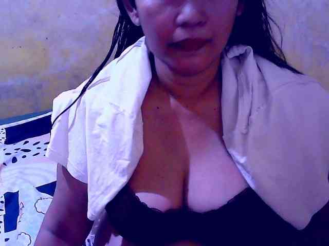 SweetMonlight webcam