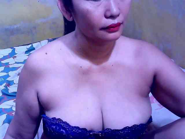 SweetMonlight webcam