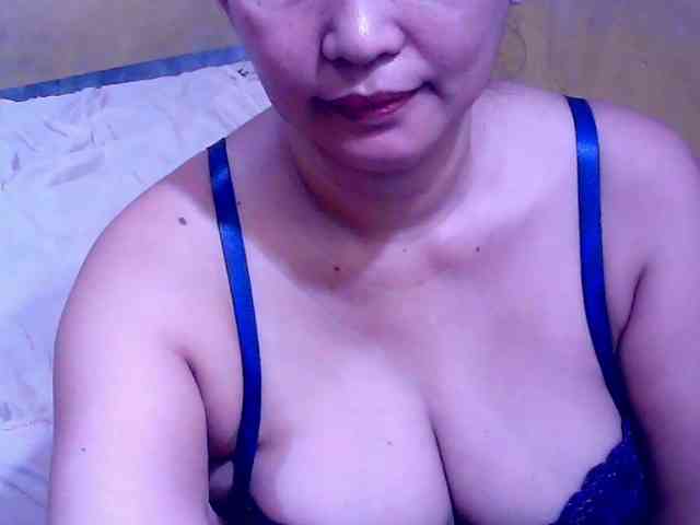 SweetMonlight webcam