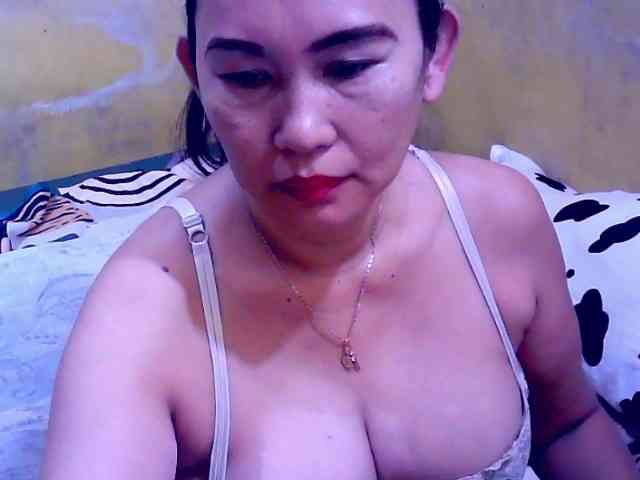 SweetMonlight webcam