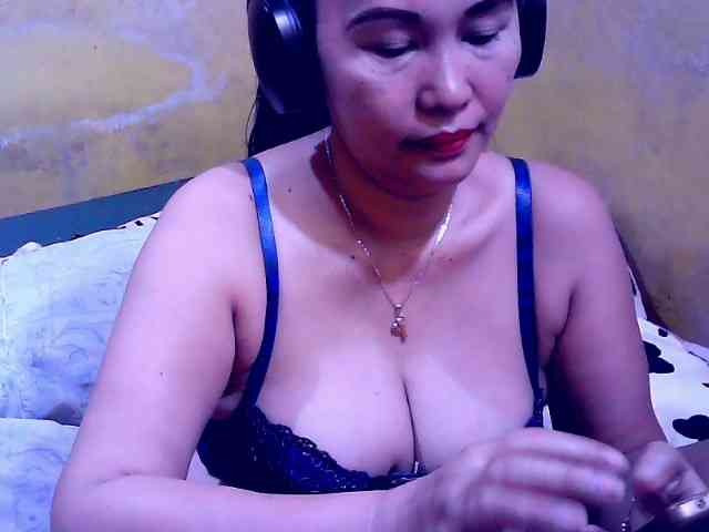 SweetMonlight webcam