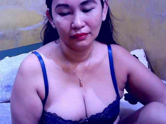 SweetMonlight webcam