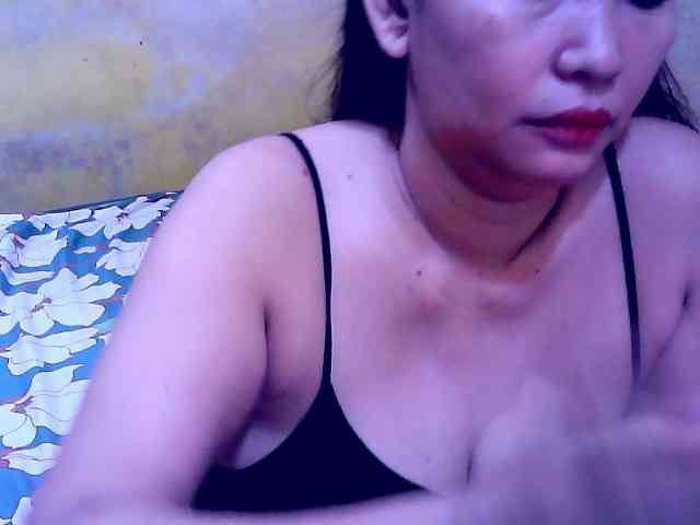 SweetMonlight webcam