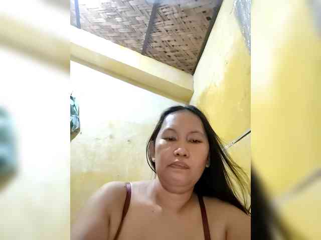 SweetMonlight webcam