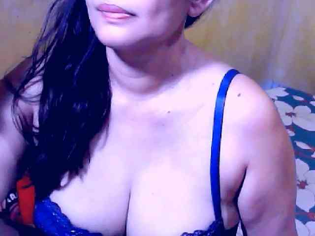 SweetMonlight webcam