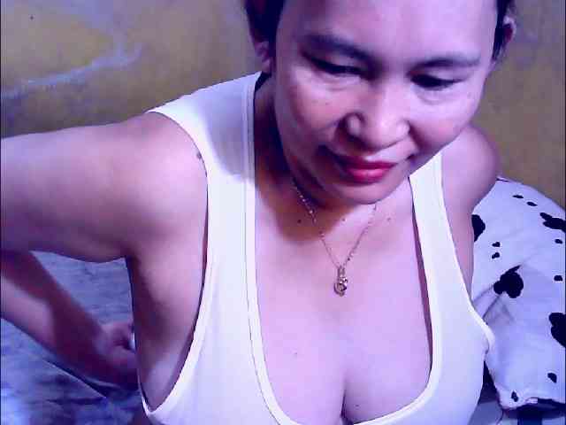 SweetMonlight webcam