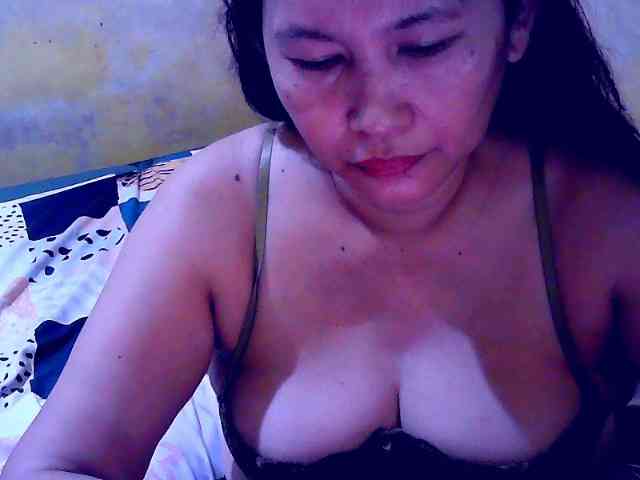 SweetMonlight webcam