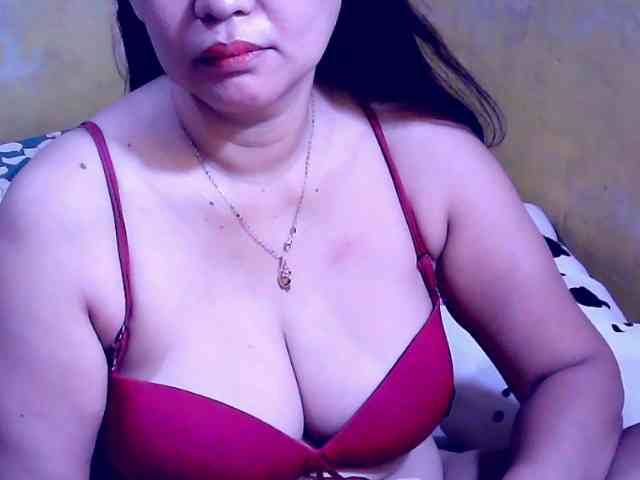 SweetMonlight webcam