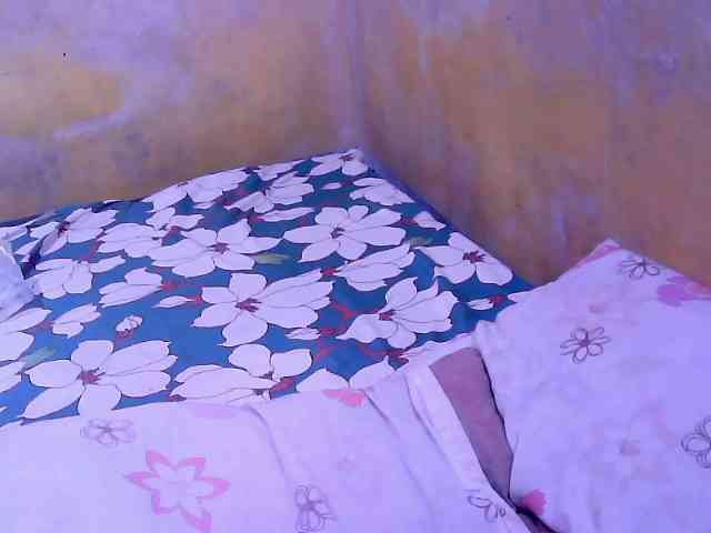 SweetMonlight webcam