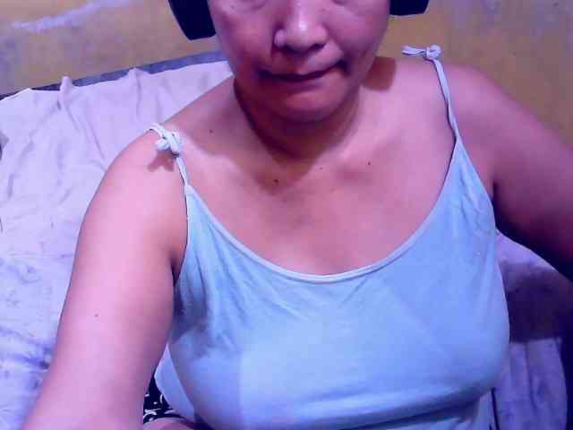SweetMonlight webcam