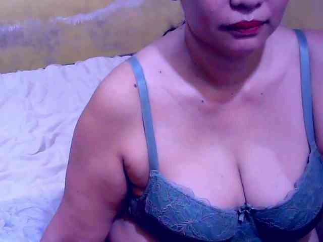 SweetMonlight webcam