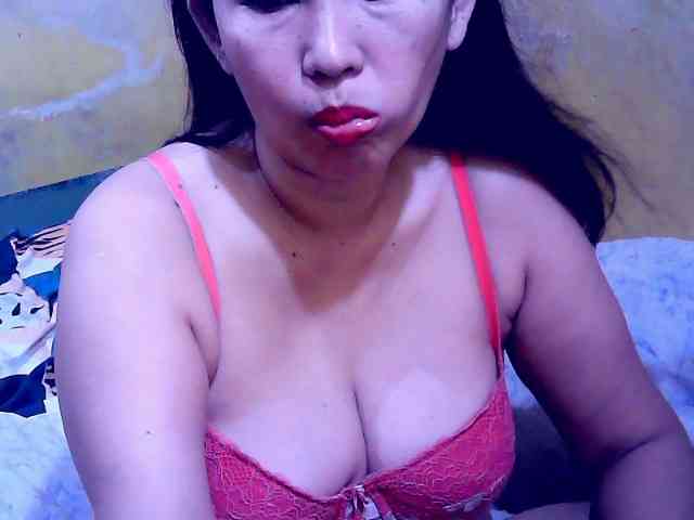 SweetMonlight webcam