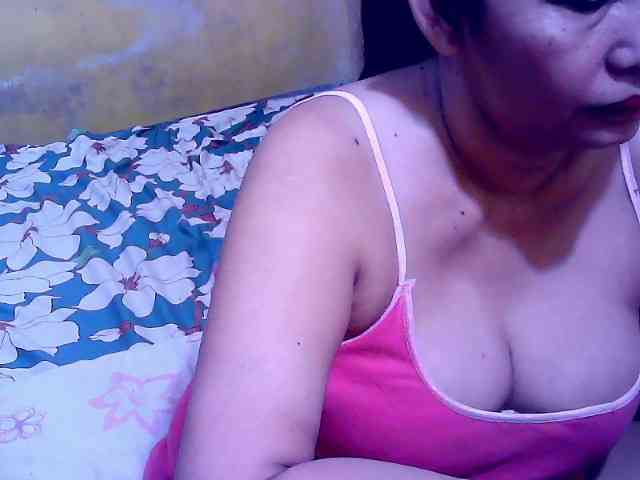 SweetMonlight webcam