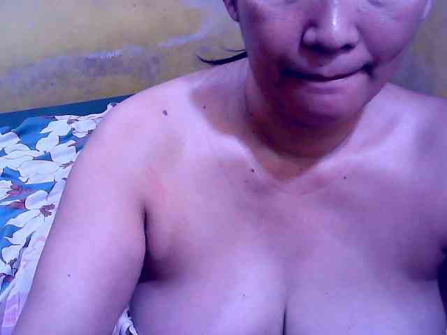 SweetMonlight webcam