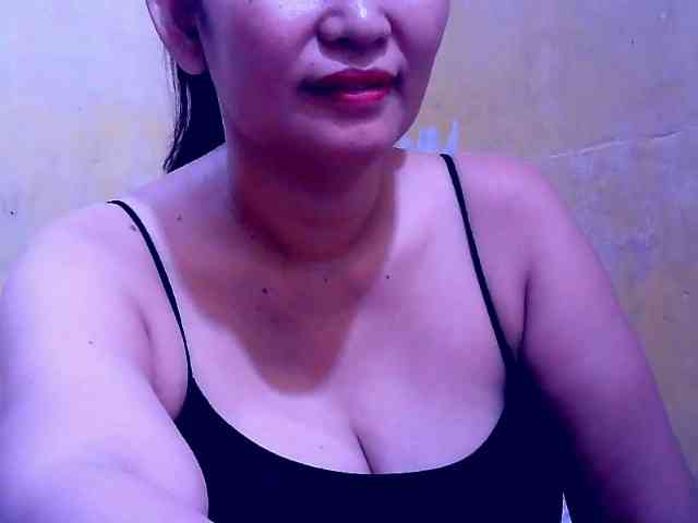SweetMonlight webcam