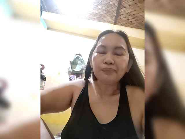 SweetMonlight webcam