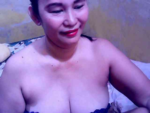 SweetMonlight webcam
