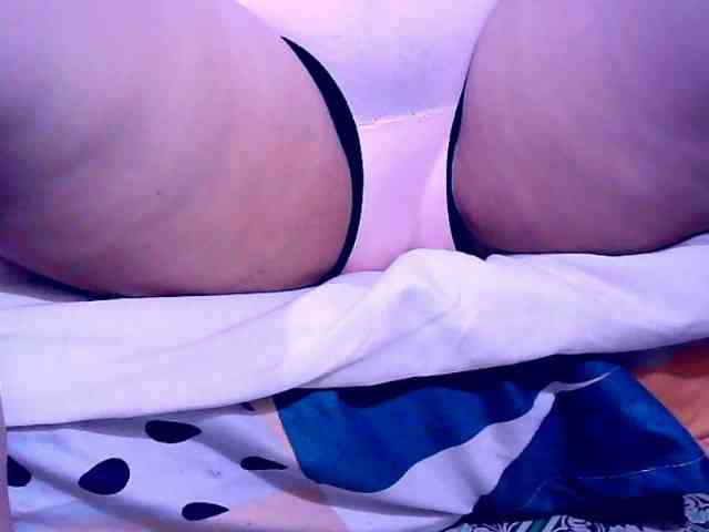 SweetMonlight webcam