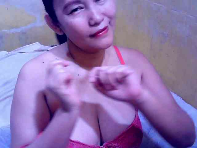 SweetMonlight webcam