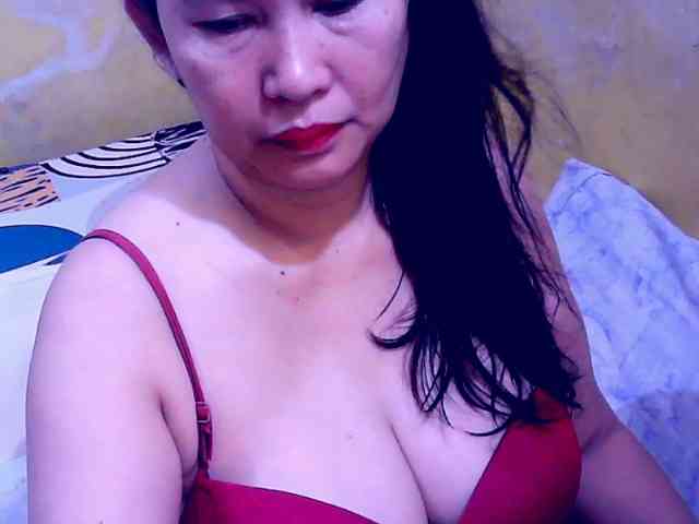 SweetMonlight webcam