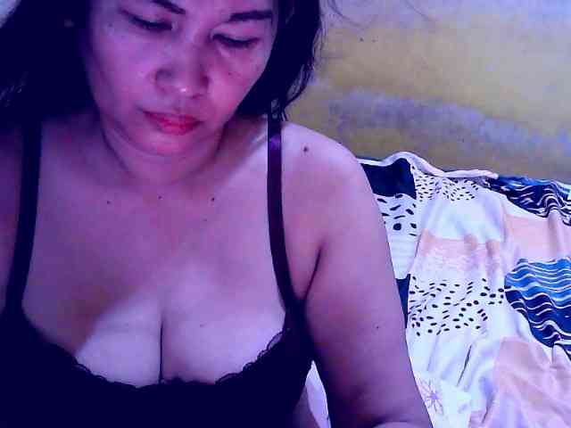 SweetMonlight webcam