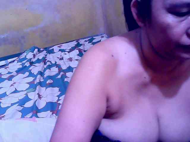 SweetMonlight webcam